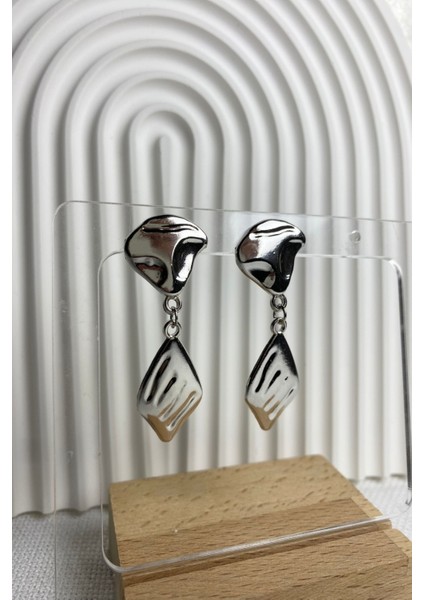 Kadın Küpe Çizgi Desen Sallantılı Geometrik Şekil Küpe