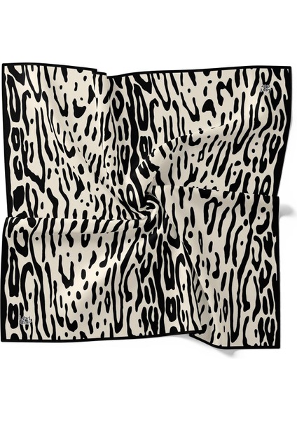 Siyah-Bej Leopar Desen Twill İpek Eşarp fırsatları