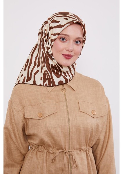 Kahve Leopar Desen Twill İpek Eşarp modelleri