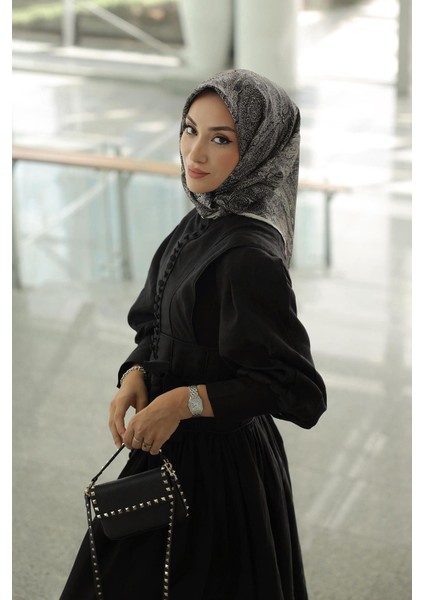 Siyah-Beyaz Soyut Etnik Desen Twill Ipek Eşarp