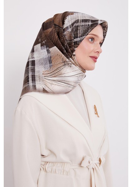 Gri İnce Çizgi Desen Twill İpek Eşarp