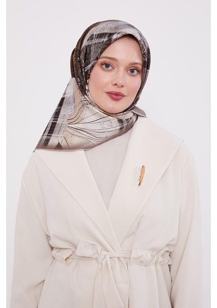 Gri İnce Çizgi Desen Twill İpek Eşarp modelleri