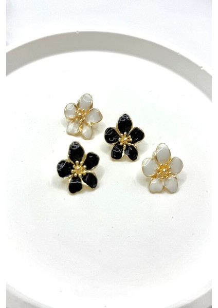 Kadın Küpe 2 cm Mineli Küçük Çiçek Küpe fırsatları