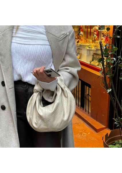 Bej Düğüm Detaylı Çanta