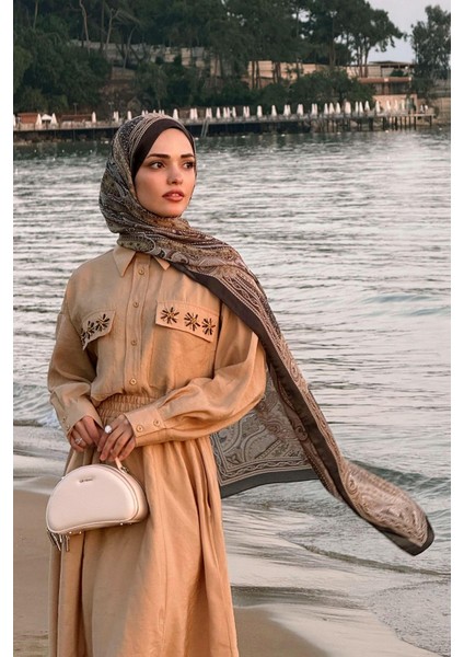 Vizon Yarım Ay Model Omuz Çantası