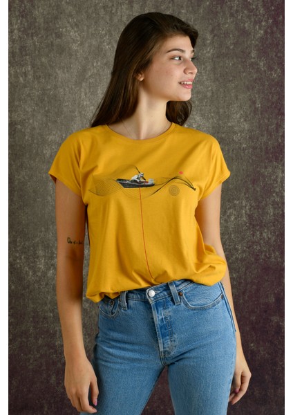 Fisherman Kadın Baskılı T-Shirt fırsatları