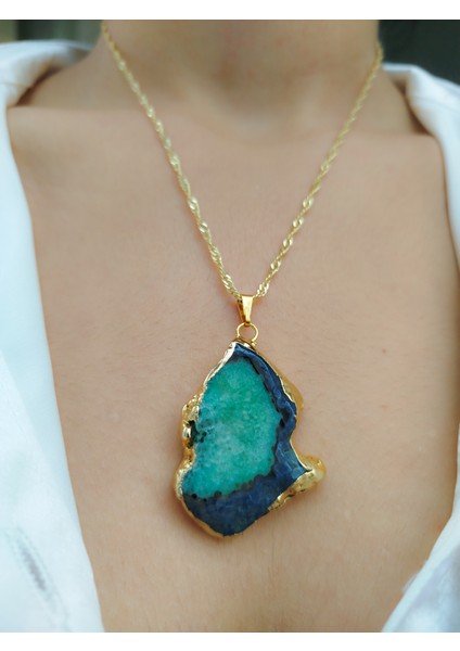 Turkuaz ve Mavi Akik Doğal Taşlı Gold Renk Çerçeveli ve Gold Renk Zincirli Kadın Kolye fırsatları