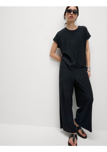 Pilise Kesim Geniş Paça Kısa Pantolon indirimleri