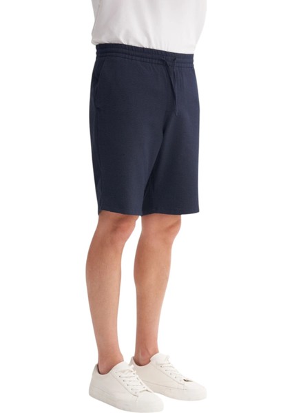 Slim Fit Bermuda Kısa Dar Paça Şort fiyatları