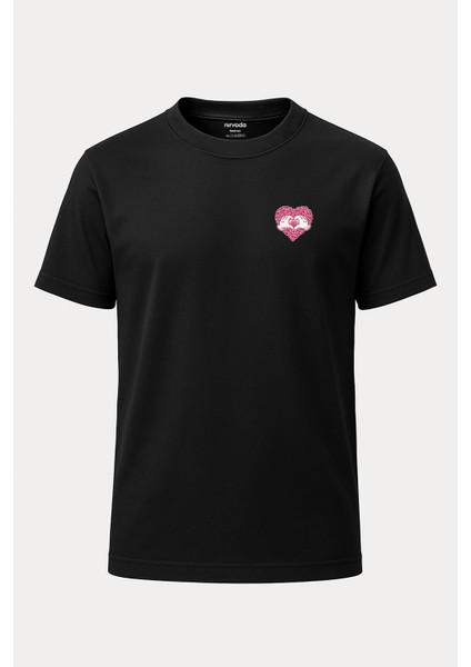 Pembe Kalpler Baskılı Loose Fit Bisiklet Yaka Unisex Tişört