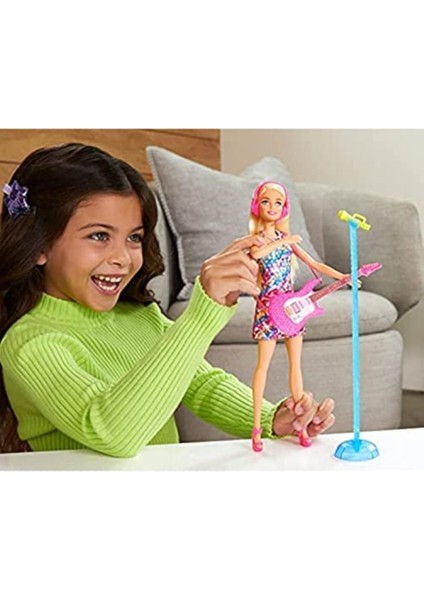 Elite Malibu Şarkıcı Bebek (30 Cm, Sarışın), : Büyük Şehir, Büyük Hayaller Serisi , 3 1 Adet