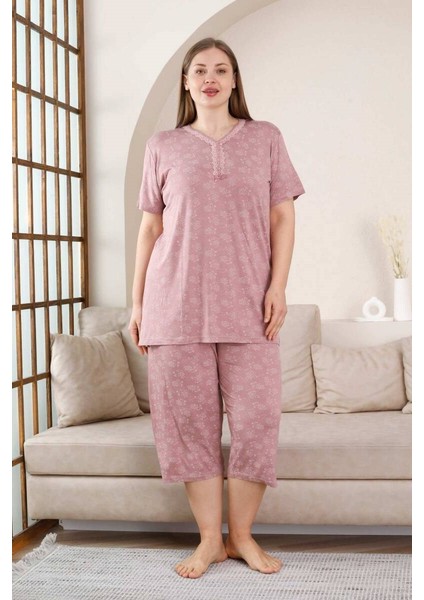 Kadın Gül Kurusu V Yaka Dantel Detay Viskon 3 Düğmeli Kısa Kol Yazlık Büyük Beden Kapri Pijama