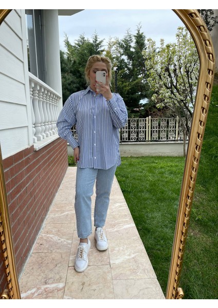 Çizgili Oversize Gömlek Kadın Geniş Kalıp Uzun Kollu Gömlek Mavi Beyaz fırsatları
