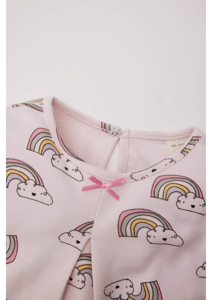 Yeni Sezon Kız Bebek Pijama Takımı Gökkuşağı Baskılı Uzun Kollu Üst Beli Lastikli Uzun Alt