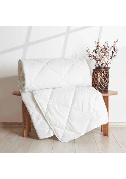 Soft Çift Kişilik Microfiber Yorgan - Beyaz - 195X215 cm