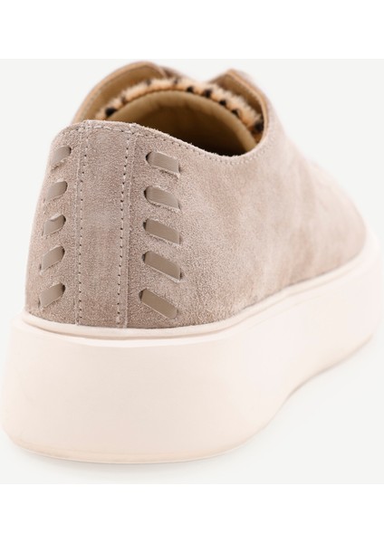 Hafif Düz Deri Sneaker modelleri