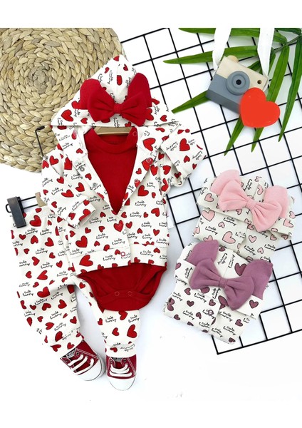 3-6-9-12 Ay Kulak Fiyonklu Kapşonlu Kalp Baskılı 3lü Kız Bebek Takımı Kırmızı