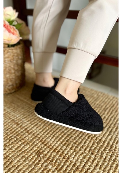 Kadın Lastikli Kaymaz Taban Peluş Ev Botu Panduf TS1153 fiyatları