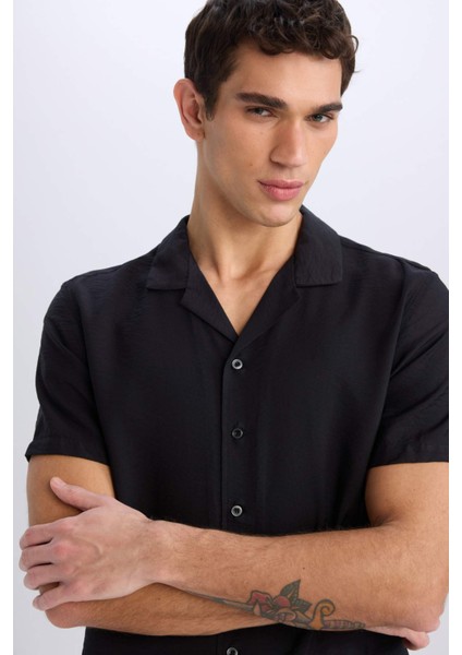 Modern Fit Yazlık Polo Yaka Basic Düz Kısa Kollu Gömlek V8406AZ25SM