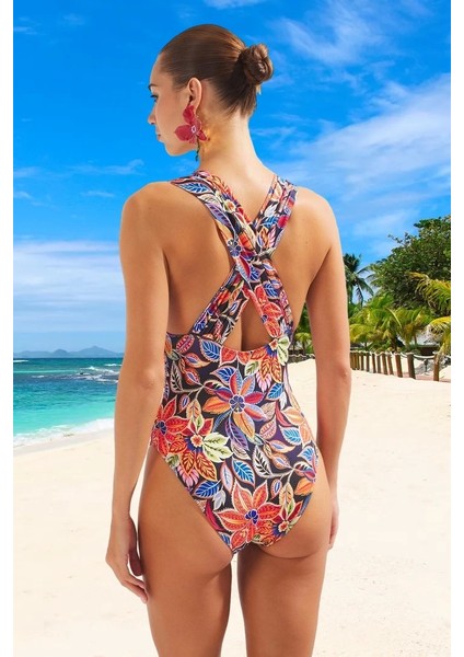 Yüzme Kıyafeti Tasarım Mayo Ergonomik Kesim Swimsuit Uv Korumalı Şık Detaylı Yaz Koleksiyonu modelleri