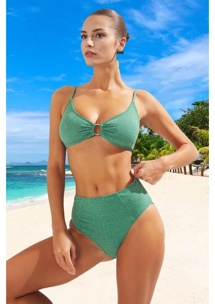 Tasarım Bikini Takımı Plaj ve Havuz Için Özel Şık Detaylı Esnek Kumaş Ergonomik Kesim