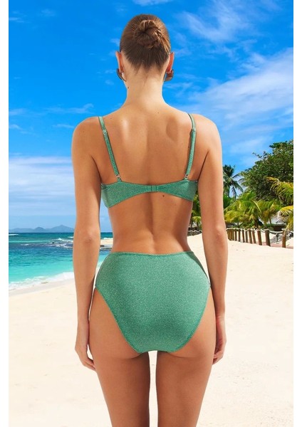 Tasarım Bikini Takımı Plaj ve Havuz Için Özel Şık Detaylı Esnek Kumaş Ergonomik Kesim modelleri