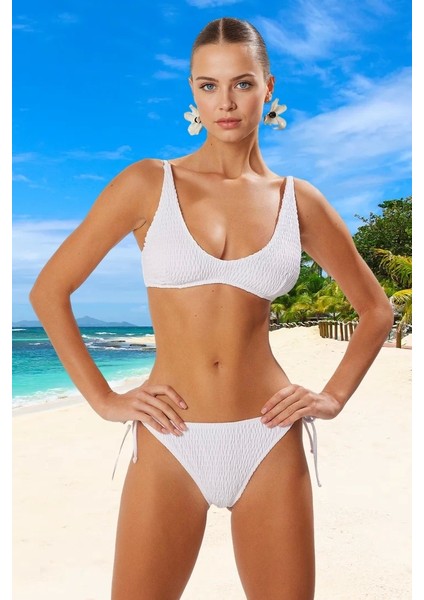 Tasarım Bikini Takımı Esnek Kumaş Klora Dayanıklı Premium Kalite Hızlı Kuruyan Su Sporları Için