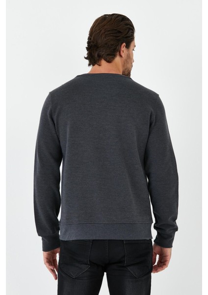 Erkek Kışlık Baskılı Bisiklet Yaka Lacivert Sweatshirt indirimleri