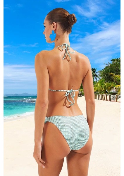 Tasarım Bikini Takımı Uv Korumalı Ergonomik Kesim Esnek Kumaş Özel Plaj ve Havuz Için modelleri