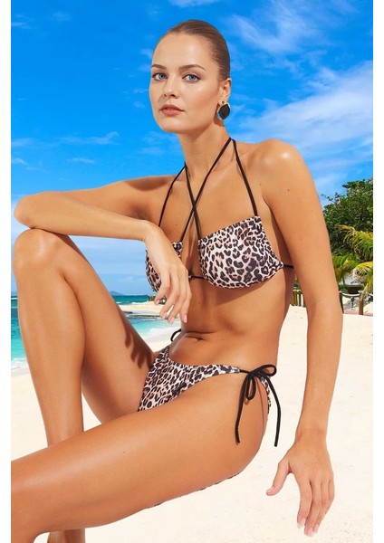 Tasarım Bikini Takımı Plaj ve Havuz Için Yaz Koleksiyonu Özel Ergonomik Kesim fiyatları