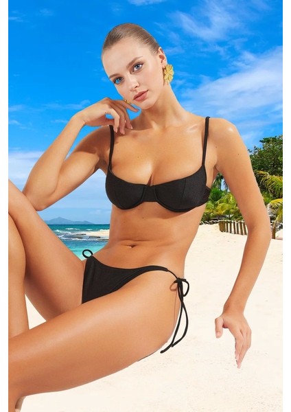 Tasarım Bikini Takımı Yüksek Konfor Premium Kalite Su Sporları Için Klora Dayanıklı