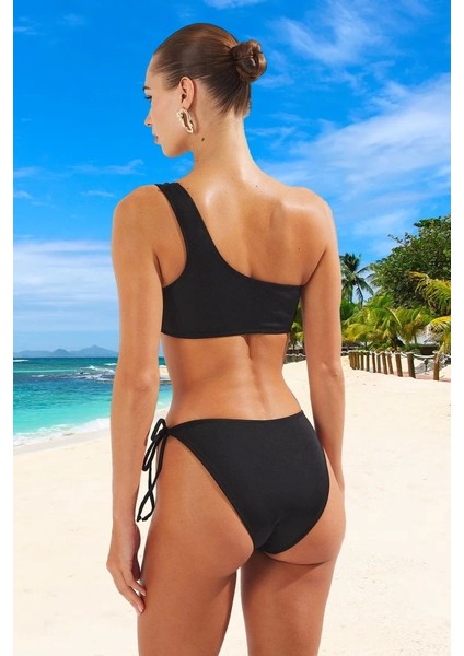 Tasarım Bikini Takımı Esnek Kumaş Yüksek Konfor Premium Kalite Hızlı Kuruyan Yaz Koleksiyonu