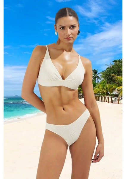 Tasarım Bikini Takımı Ergonomik Kesim Yüksek Konfor Özel Hızlı Kuruyan Şık Detaylı