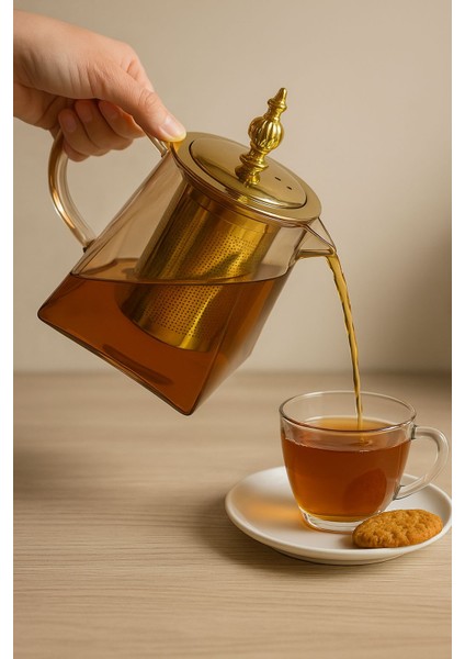 Borosilikat Cam Amber Metal Süzgeç Ve Kapaklı Demlik Piramit 950 Ml