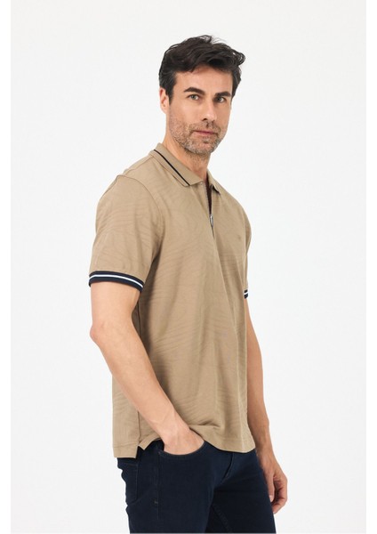 Erkek Basic Jakar Dokulu Bej Fermuarlı Polo Yaka Kıvrılmaz %100 Pamuk Slim Fit Tişört modelleri