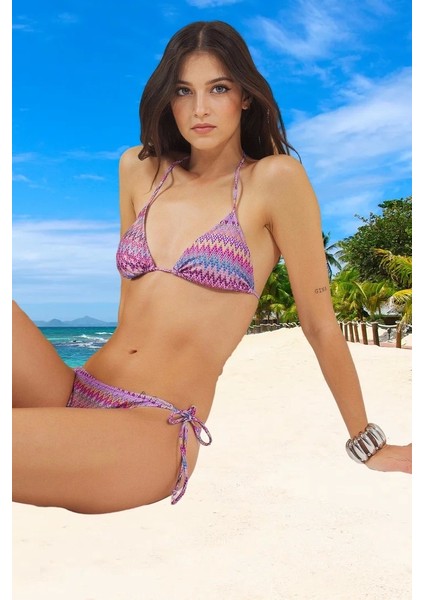 Üçgen Tasarım Bikini Takımı Yaz Koleksiyonu Özel Esnek Kumaş Uv Korumalı fiyatları