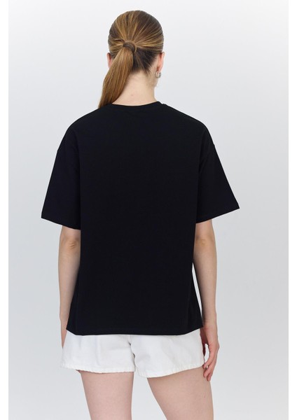 Siyah Yazı Baskılı %100 Pamuk Oversize Tişört 6403 indirimleri