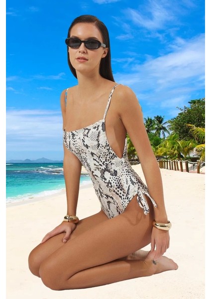 Yüzme Kıyafeti Tasarım Mayo Ergonomik Kesim Yüksek Konfor Klora Dayanıklı Plaj ve Havuz Için