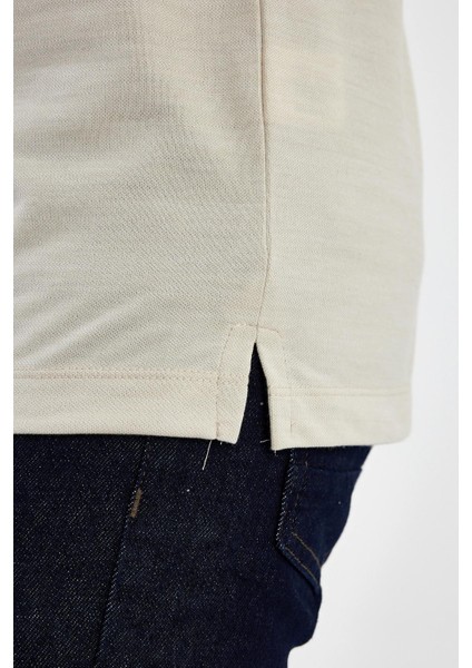 Erkek Comfort Basic Polo Yaka Cepli Uzun Bej Tişört fırsatları