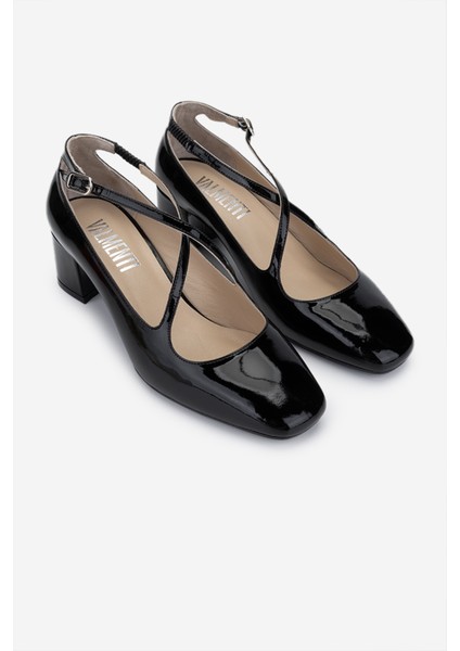 Kadın Hakiki Deri Siyah Rugan Topuklu Ayakkabı 1027 229 Bn Ayk Y25 Sıyah Rgn fiyatları