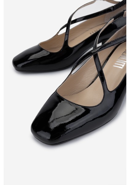 Kadın Hakiki Deri Siyah Rugan Topuklu Ayakkabı 1027 229 Bn Ayk Y25 Sıyah Rgn modelleri