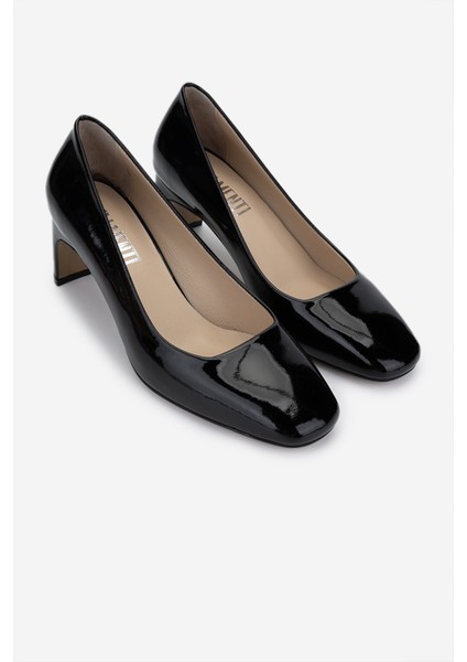 Kadın Hakiki Deri Siyah Rugan Topuklu Ayakkabı 1027 215 Bn Ayk Y25 Sıyah Rgn fiyatları