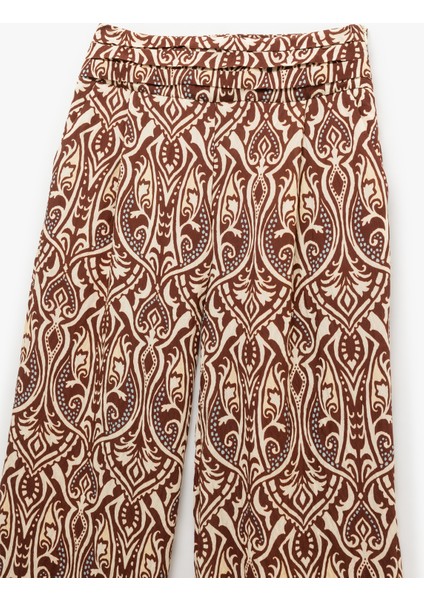 x Melis Ağazat - Viskon Kumaş Etnik Desenli Geniş Paça Pantolon modelleri
