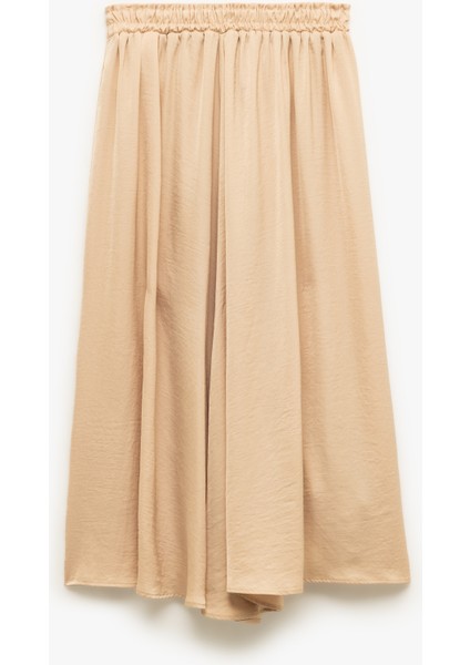 A Kesim Yırtmaç Detaylı Midi Boy Saten Kloş Etek fiyatları