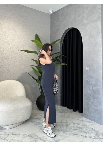 Askılı Modal Kumaş Yırtmaçlı Elbise