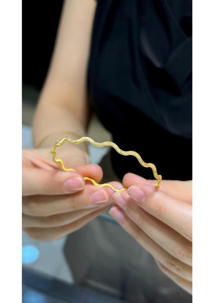 9 gr (GRAM) Yatırımlık Işçiliksiz Simli Zikzak Ajda Bilezik 22 Ayar Altın