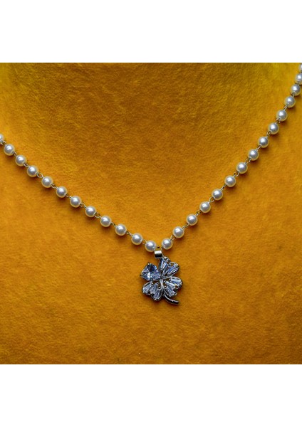 Chainbysilver Çelik Gümüş Rengi Taşlı Yonca Kolye