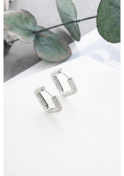 925 Ayar Gümüş Rodyum Kaplama Zirkon Taşlı Kübik Tasarım Küpe