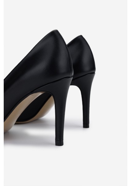 Kadın Hakiki Deri Siyah Deri Topuklu Ayakkabı 1027 252 Bn Ayk Y25 Sıyah Dr fırsatları