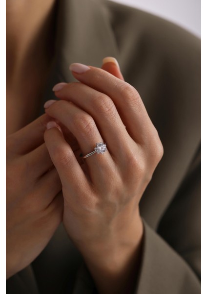 14 Ayar Beyaz Lotus Taşlı Altın Yüzük fiyatları